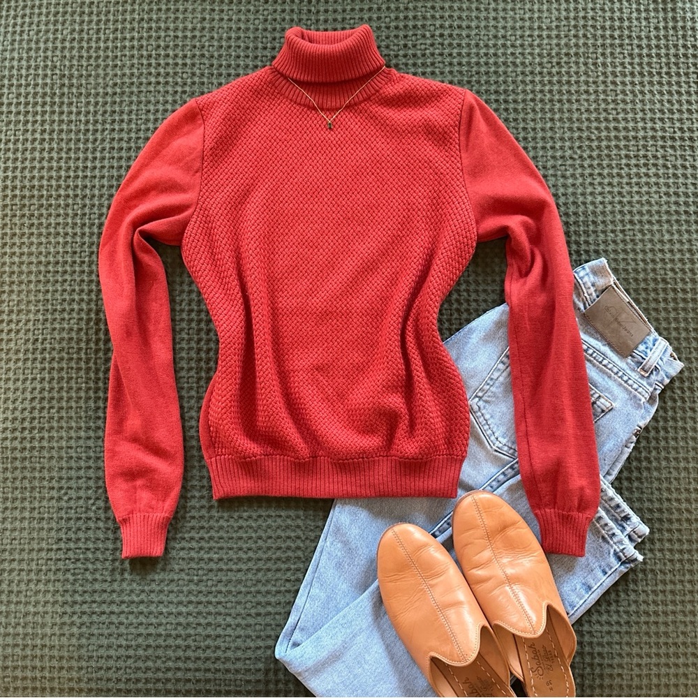 Vtg Oscar de la Renta - Italian Wool Silk Turtleneck Sweater